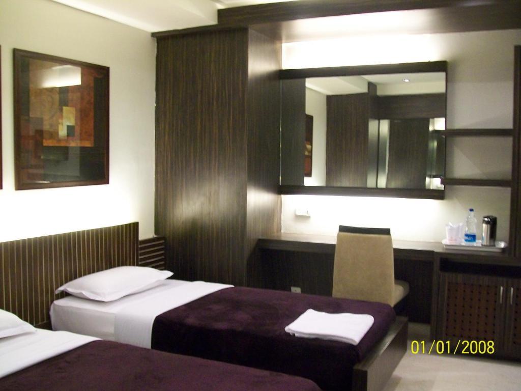 Hotel Victerrace Regency Kolkata Room photo